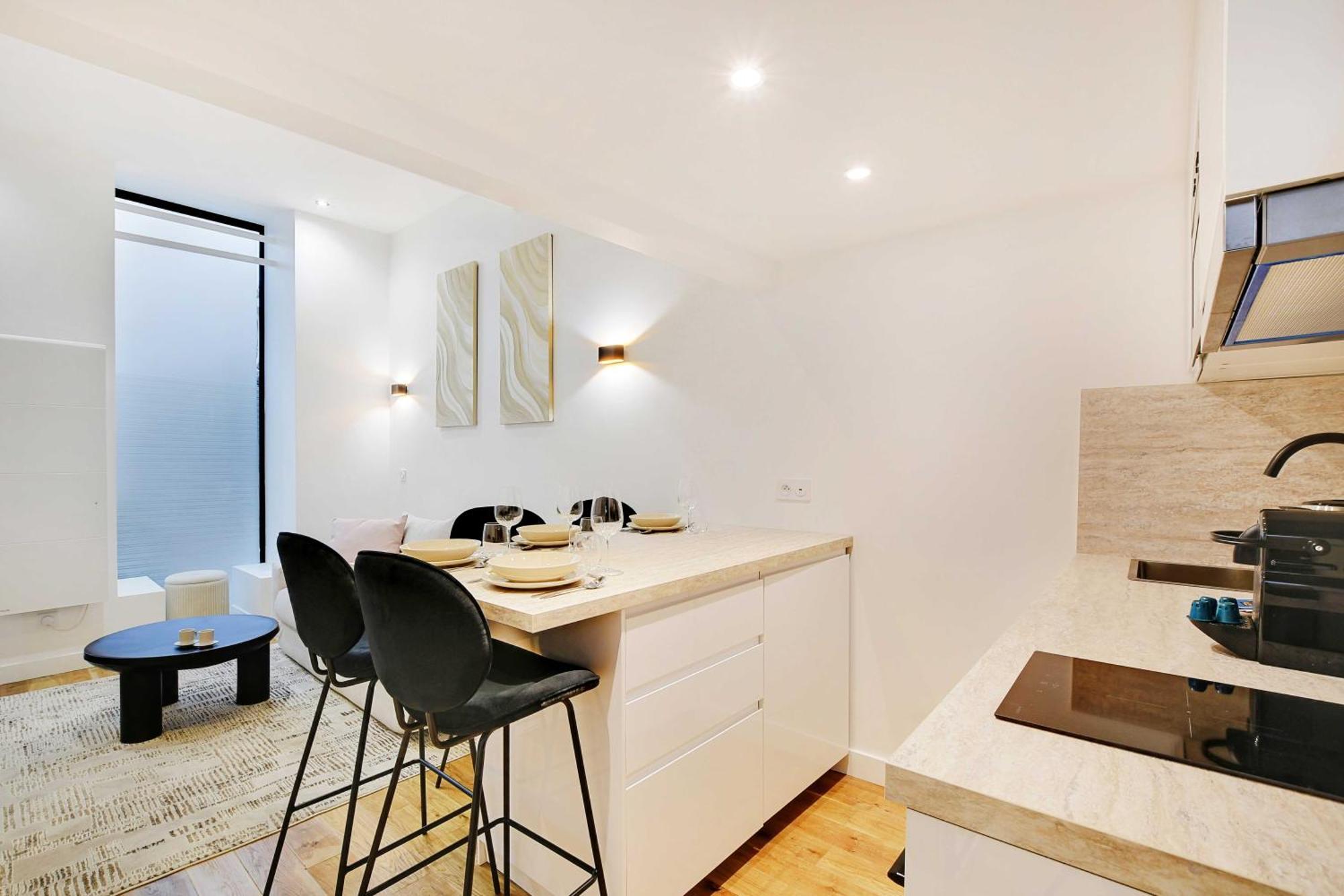 Appartement Magnificent - 1br-4p - Place Des Vosges